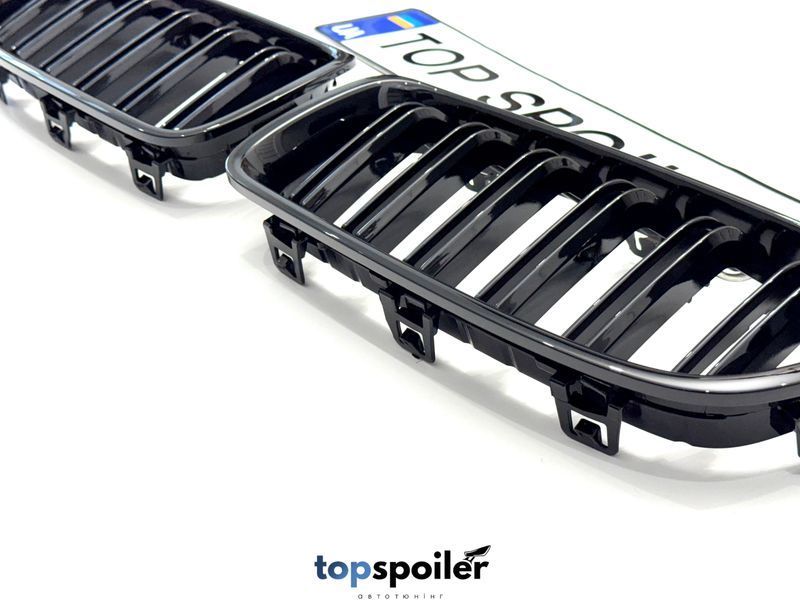 Решітка радіатора BMW 3 F30 / F31 / F35 / F80  2012-2018 стиль М (ніздрі, ноздри БМВ Ф30) чорний глянець F30-F80-M фото