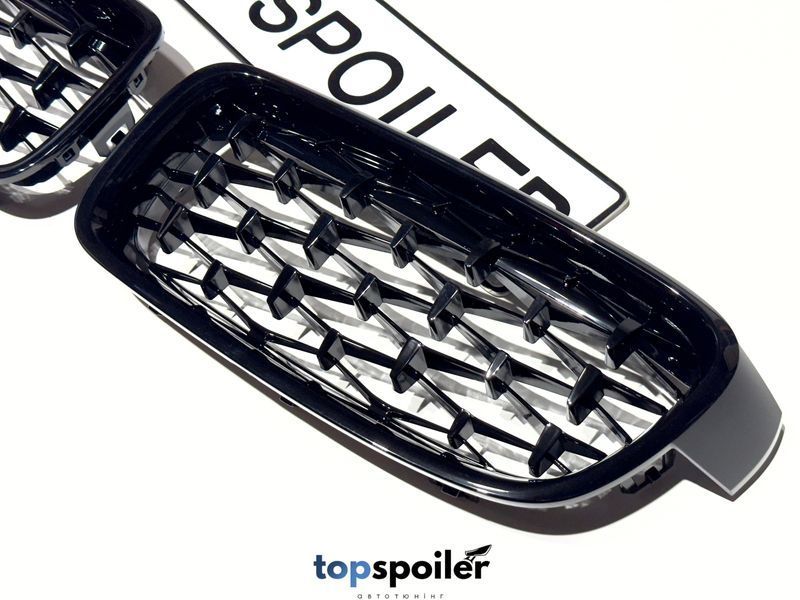Решітка радіатора BMW 3 F30 / F31 / F35 / F80 2012-2018 стиль Diamond (ніздрі, ноздри Ф30) чорний глянець F30-DIA фото