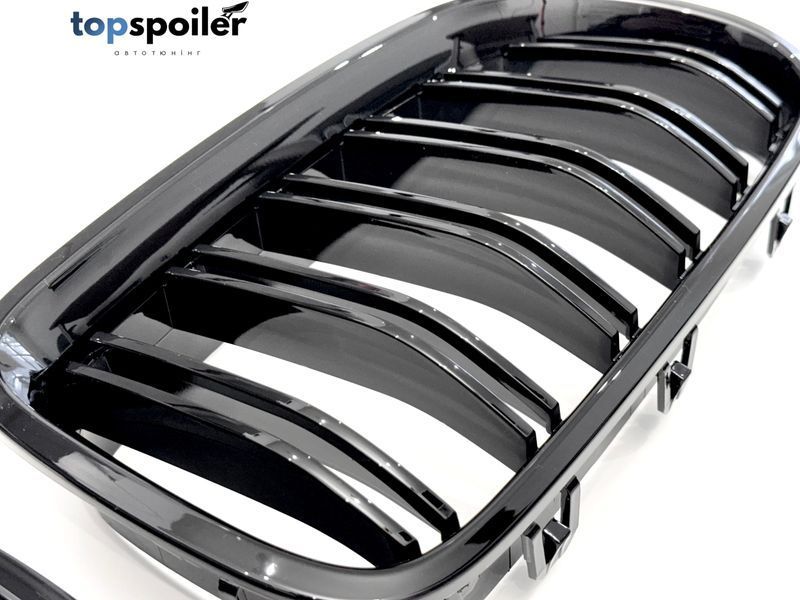 Решітка радіатора BMW 5 F10 / F11 2010-2017 стиль М (ніздрі, ноздри Ф10 Ф11) чорний глянець F-10-M фото