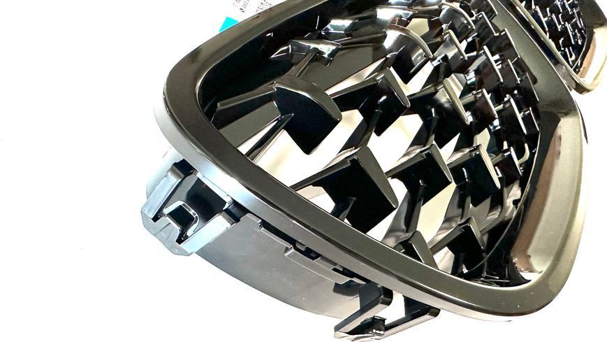 Решітка радіатора BMW 5 F10 / F11 2010-2017 стиль Diamond (ніздрі, ноздри Ф10 Ф11) чорний глянець F10-DIA фото